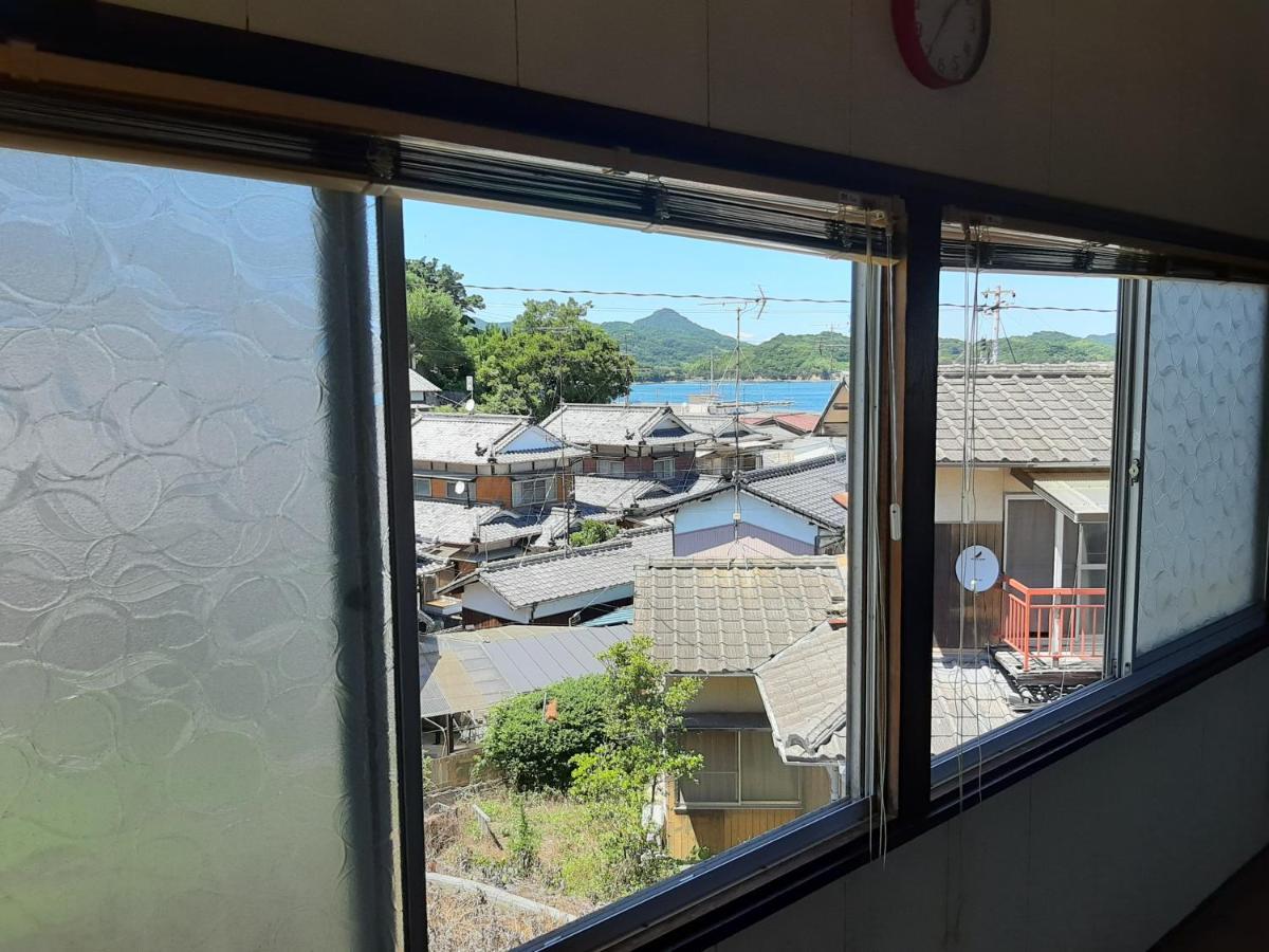 Imabari Railway Station Guesthouse Kume מראה חיצוני תמונה